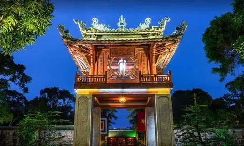 Phát triển công nghiệp văn hóa từ vốn giá trị văn hóa bản địa: Nghiên cứu trường hợp làng cổ Phúc Xá - Bắc Biên, phường Bồ Đề, thành phố Hà Nội