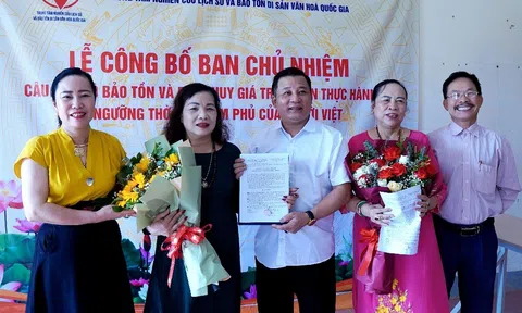 Lễ công bố Ban Chủ nhiệm Câu lạc bộ Bảo tồn và Phát huy giá trị di sản Thực hành tín ngưỡng thờ mẫu Tam Phủ của người Việt