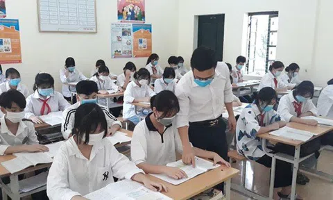 Thanh Hóa: Đề nghị xử lý tập thể, cá nhân trong việc phát nhầm đề thi