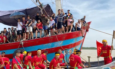 Thanh Hóa: Tưng bừng Lễ hội cầu ngư - bơi trải thành phố Sầm Sơn năm 2022