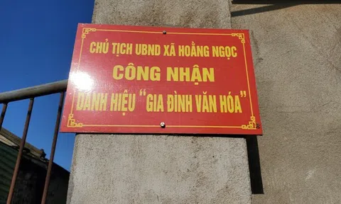 “Dở khóc, dở cười” câu chuyện gắn biển gia đình văn hóa trước cổng nhà ở Thanh Hóa
