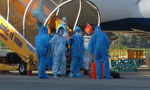 Hà Tĩnh: Đón hơn 200 sản phụ, trẻ em từ các tỉnh phía Nam về quê tránh dịch