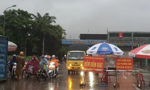 Người dân trở về từ 19 tỉnh phía nam về Nghệ An vẫn phải xét nghiệm