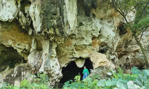 Hòa Bình - Khám phá nguồn gốc di tích Hang Chổ ở Lương Sơn