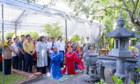 Huyện Nam Đàn (Nghệ An) tổ chức lễ giỗ Thân mẫu Vua Mai