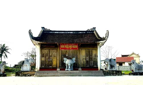 Nghệ An: Tham mưu thực hiện trùng tu, tôn tạo di tích Mộ và Đền thờ Sát hải Đại vương Hoàng Tá Thốn