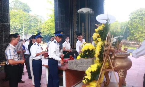 Sôi nổi các hoạt động chào mừng kỷ niệm 50 năm Ngày Giải phóng miền Nam, thống nhất đất nước