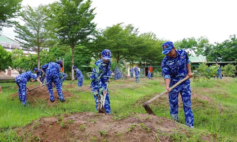 Hải đoàn 42 phát động trồng cây kỷ niệm 135 năm ngày sinh Chủ tịch Hồ Chí Minh