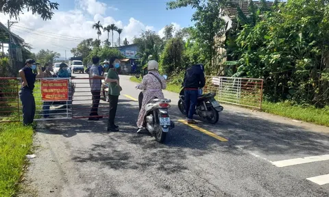 Thừa Thiên - Huế siết chặt nhiều hoạt động sau khi có nhiều ca COVID-19 trong cộng đồng