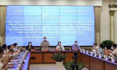 Chủ tịch nước Nguyễn Xuân Phúc tin tưởng người lao động sẽ quay trở lại TP.HCM