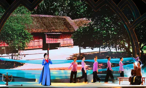 Ấn tượng chương trình nghệ thuật "Người mẹ Làng Sen"