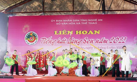 Liên hoan tiếng hát Làng Sen năm 2022