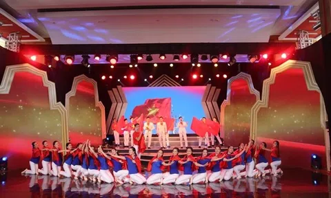 Chương trình nghệ thuật ''Bản hùng ca bất diệt'' Kỷ niệm 75 năm Ngày Thương binh - Liệt sĩ