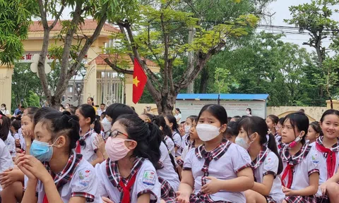 Hơn 800.000 học sinh Nghệ An háo hức khai giảng năm học mới