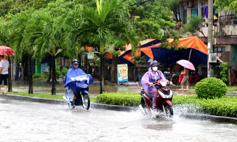 Nghệ An: Chủ động ứng phó với mưa lớn kèm lốc, sét, nguy cơ xảy ra lũ quét, sạt lở đất
