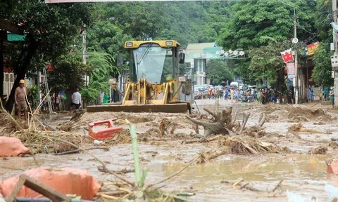 Huyện Kỳ Sơn (Nghệ An): Tan hoang sau trận lũ quét kinh hoàng