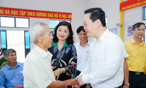 Chủ tịch UBND tỉnh Nghệ An dự ngày hội đại đoàn kết toàn dân tộc tại Nam Đàn