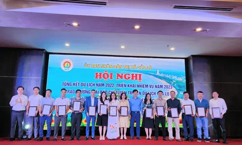 Thị xã Cửa Lò tổng kết hoạt động du lịch năm 2022, trao giải Báo chí và cuộc thi sáng tác các ca khúc viết về Cửa Lò