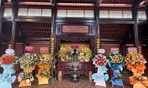 Kỷ niệm 121 năm ngày sinh cố Tổng Bí thư Lê Hồng Phong