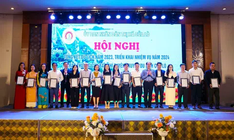 Nghệ An: Cửa Lò tổng kết và trao giải báo chí tuyên truyền về du lịch năm 2023