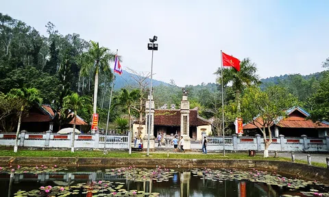 Nghệ An: Nhiều hoạt động tại lễ hội đền Vua Mai