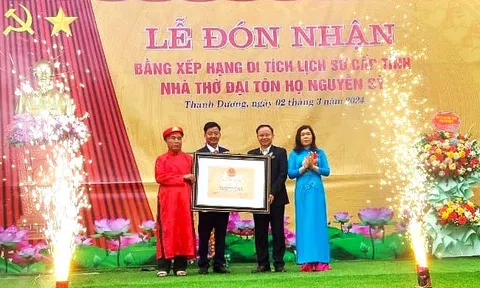 Nghệ An: Nhà thờ Đại tôn Nguyễn Sỹ đón bằng di tích lịch sử cấp Tỉnh