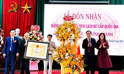 Đền Hào Kiệt đón nhận bằng Di tích lịch sử cấp quốc gia