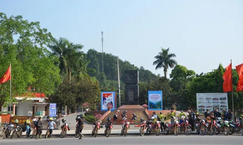 Nghệ An: Khai mạc Hội thi tuyên truyền lưu động kỷ niệm 65 năm ngày mở đường Hồ Chí Minh