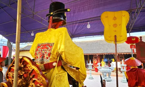Lễ hội đền Nguyễn Cảnh Hoan "Thập niên sự lệ" - Di sản văn hóa phi vật thể Quốc gia
