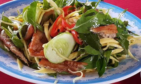 Về An Giang mùa nước nổi ghé thăm vùng biên Châu Đốc