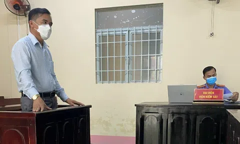 Kiên Giang: Sắp xét xử phúc thẩm vụ chạy xe ngược chiều, mang búa đi đập nát xe ô tô người khác