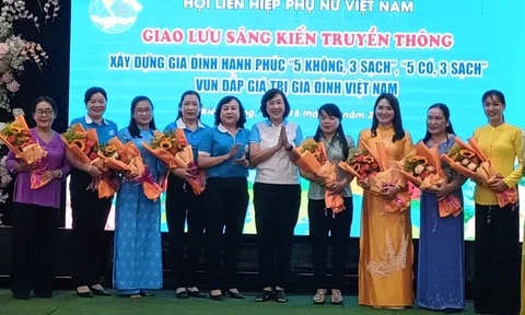Kiên Giang giao lưu sáng kiến truyền thông xây dựng gia đình hạnh phúc