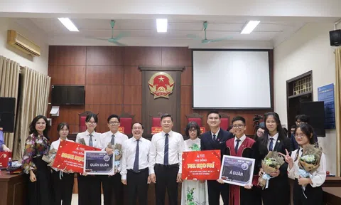 Phiên tòa Hình sự - cuộc thi học thuật xây dựng theo mô hình phiên tòa giả định thực tế