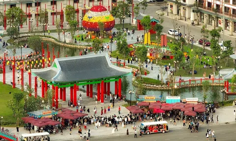 Vinhomes Royal Island ra mắt Học viện cưỡi ngựa và phố đi bộ công viên Vũ Yên - khai mở điểm đến mới tại Đông Bắc Bộ