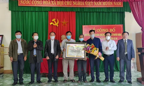 Hà Tĩnh: Xã Hồng Lộc (Lộc Hà) đón bằng công nhận, vinh danh làng nghề truyền thống làm bún Đại Lự