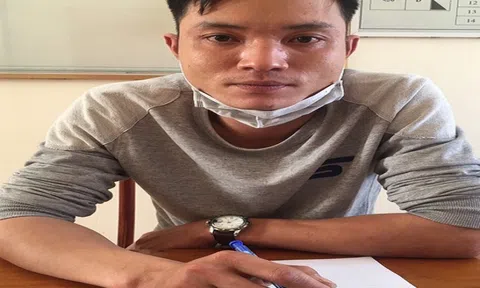 Hà Tĩnh: Bắt quả tang đối tượng cất giấu ma túy trong giày