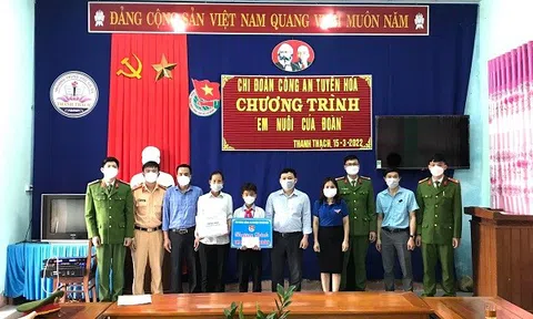 Quảng Bình: Công an huyện Tuyên Hóa triển khai mô hình “Em nuôi của Đoàn”