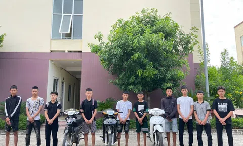 Hà Tĩnh: Xử lý nhóm đối tượng dùng đá ném vỡ kính xe ô tô xe khách