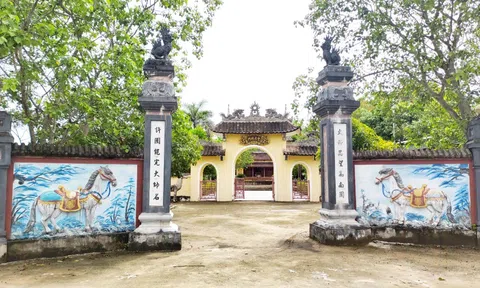 Đền thờ Đông các đại học sĩ Trương Quốc Dụng