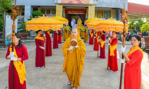 Ninh Bình: Nhiều hoạt động ý nghĩa tại Lễ hội thắp sáng Tri ân mùa Vu Lan báo hiếu 2023