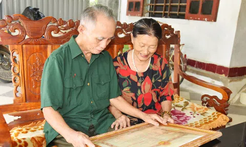 Chuyện người anh hùng phá 312 quả bom, 4 lần được truy điệu sống