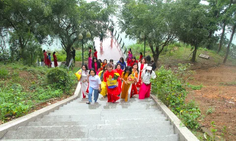 Hồ Kẻ Gỗ trong ký ức phủ bụi