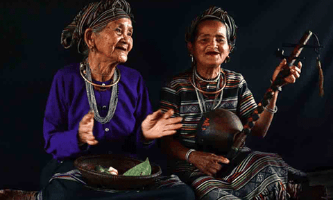 Dệt thổ cẩm của người Hrê là Di sản văn hóa phi vật thể