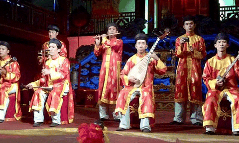 Bảo tồn Nhã nhạc cung đình Huế thông qua du lịch