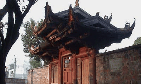 Sử dụng biểu tượng linh vật trong di tích kiến trúc chùa Việt