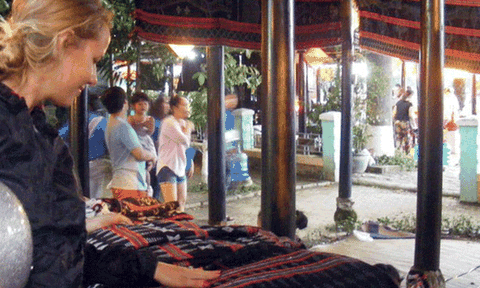 Giữ gìn và phát huy giá trị nghề dệt Zèng A Lưới