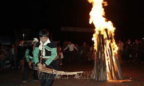 Lễ hội cúng rừng của đồng bào dân tộc Mông ở Nà Hẩu