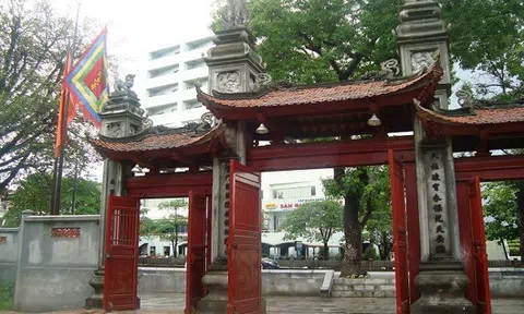 Việc tế lễ ở đền Voi Phục