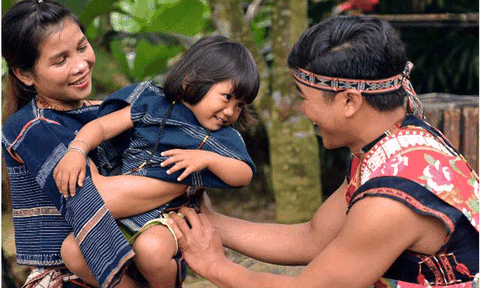 Đặc sắc lễ hội thổi tai của đồng bào Ba Na