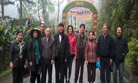 Chi hội Nhà báo Văn hiến Việt Nam hành hương về đất Phật 